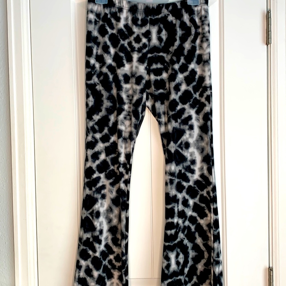 Stretchy Bell Bottom Flare Leg Tie Dye Yoga Pants Size L